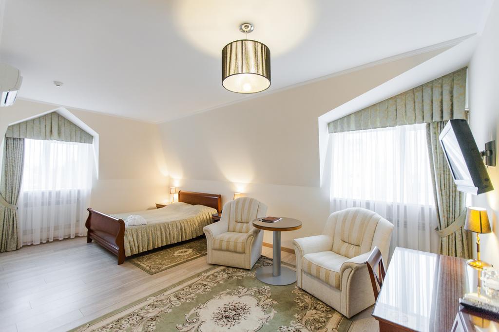 Evropeyskiy Kremenchuk Habitación foto