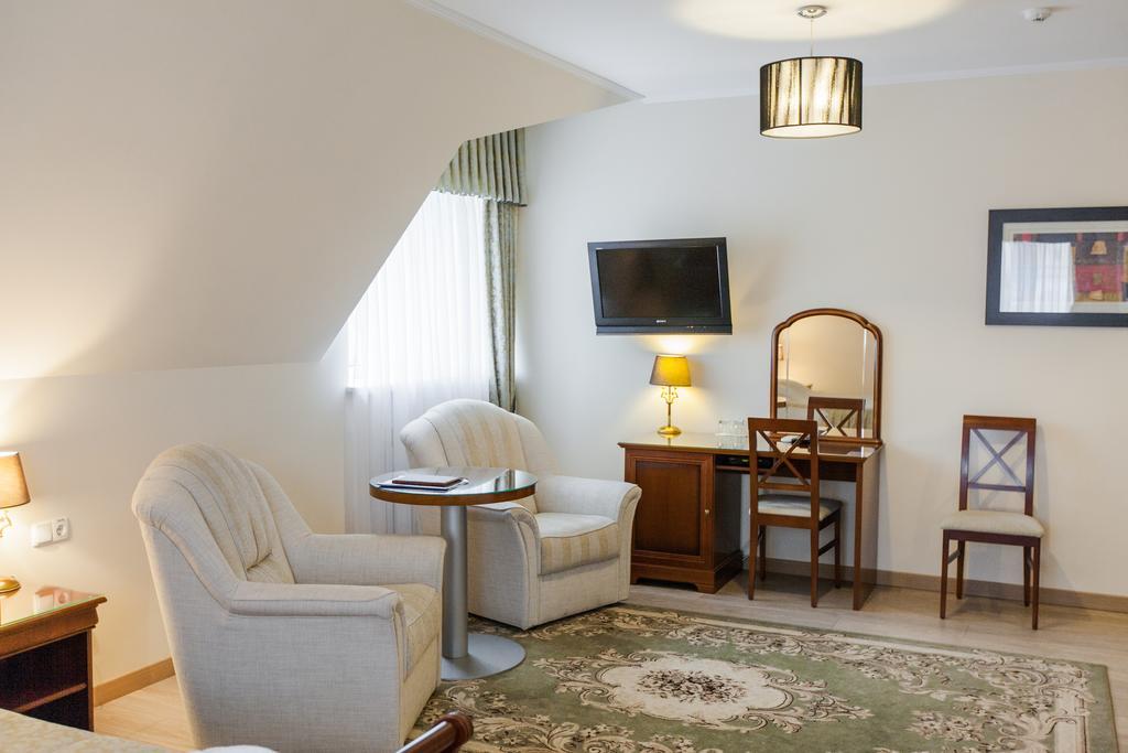 Evropeyskiy Kremenchuk Habitación foto
